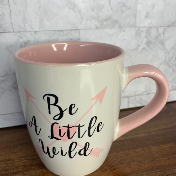 New! Pier One 1 Coffee Mug Cup Hearts Arrows - Picture 2 of 3